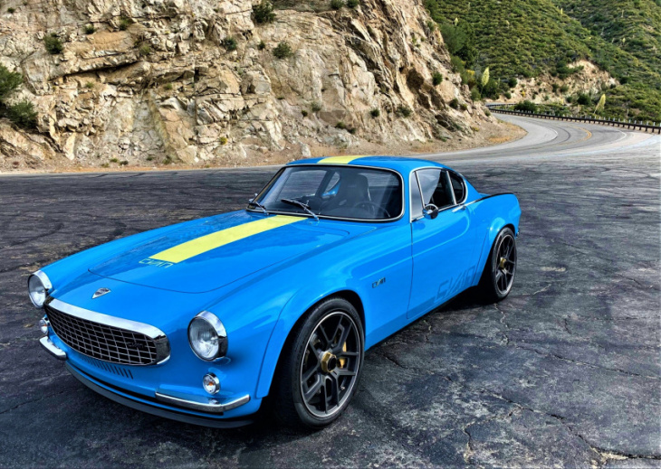 the volvo p1800 cyan shows what the past could have and should have been