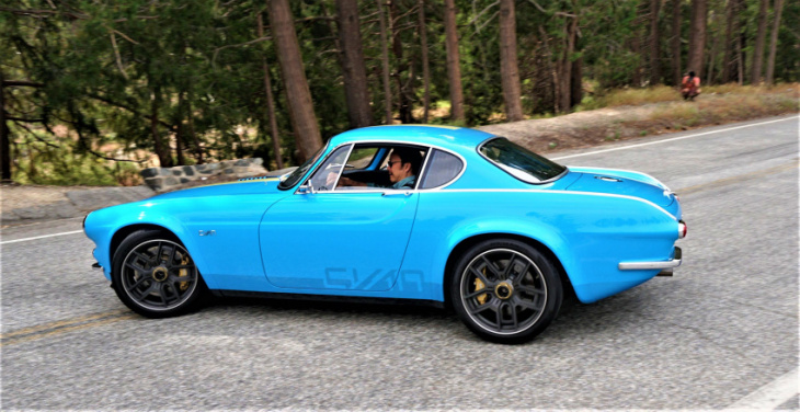 the volvo p1800 cyan shows what the past could have and should have been
