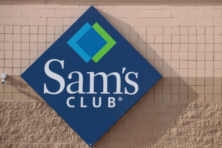 what benefits does sam’s club auto program provide?