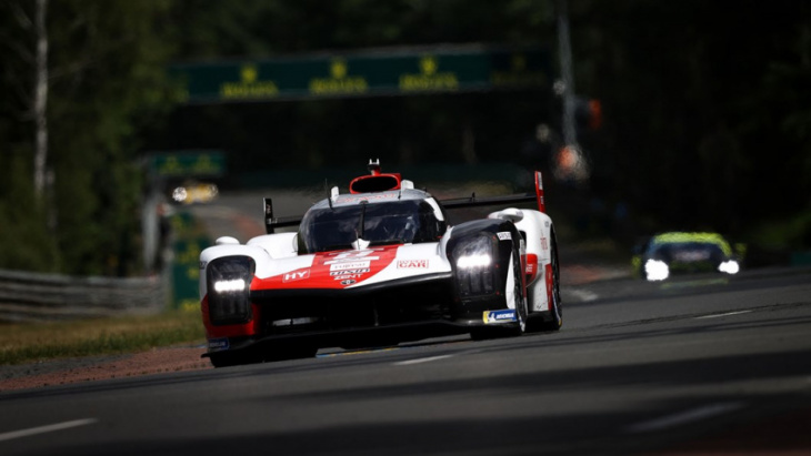 how to, le mans 2022 from the driver’s seat: how to deal with traffic