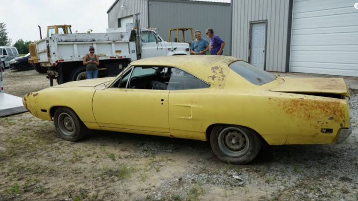 barn find plymouth superbird rescued