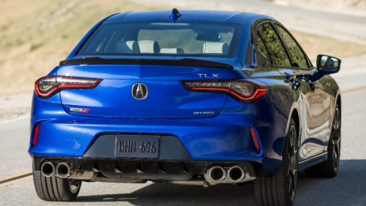 choose a new 2022 acura tlx over the competition
