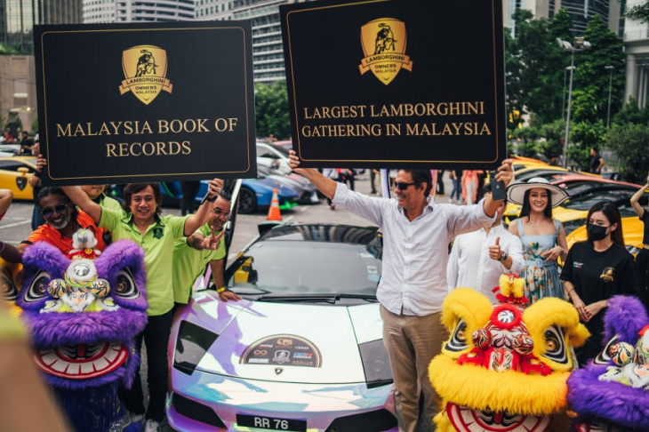 112 lamborghini owners gathered to break decade-old record