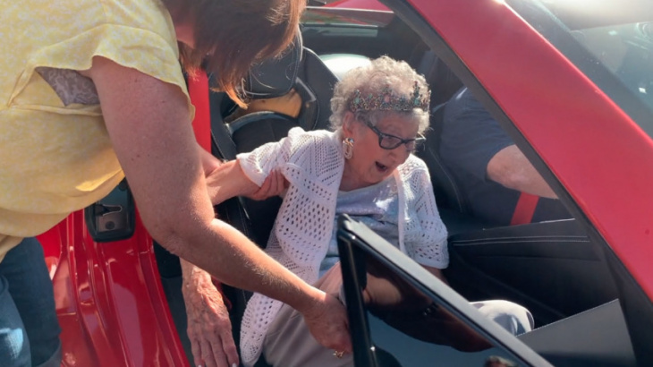 arizona woman celebrates 100th birthday in a corvette