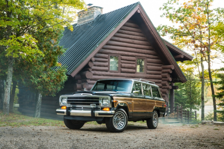 the most retro configuration of jeep’s groovy new grand wagoneer isn’t actually factory