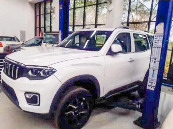 android, new mahindra scorpio dealer training starts – white colour spied