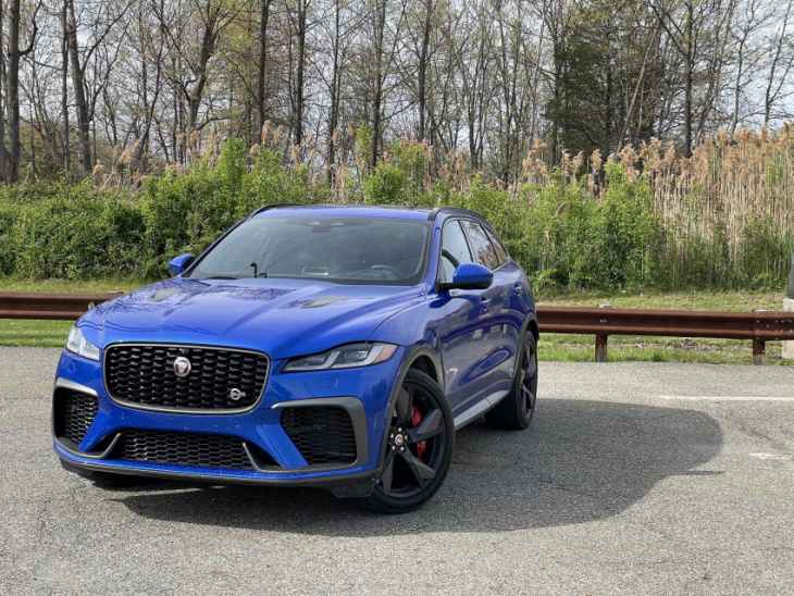 2022 jaguar f-pace svr review: long in the tooth, still packing big fangs