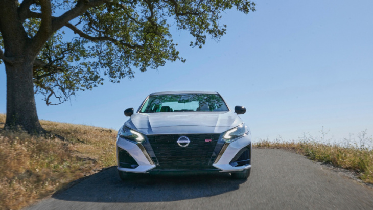 2023 nissan altima first look: fresher styling, altimately the same sedan