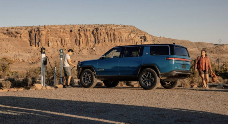 rivian delays r1s deliveries due to supply chain issues