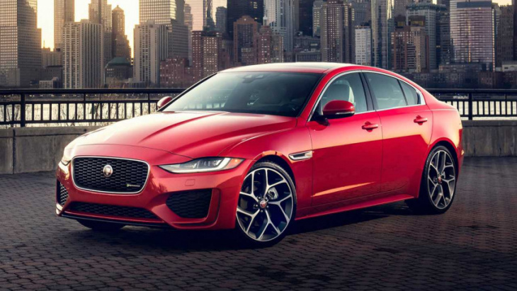 jaguar denies xe and xf production has ended, order books are still open