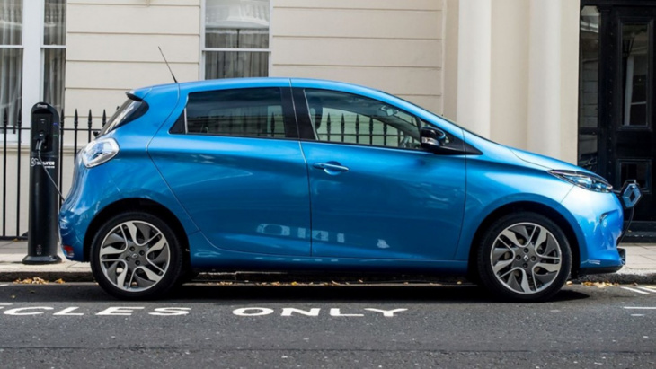 uk government scraps plug-in car grant
