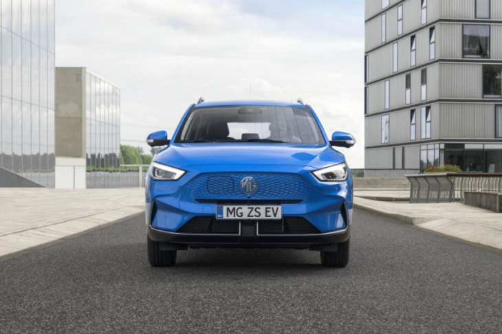 2022 mg zs ev: at least 500 orders taken for update before launch