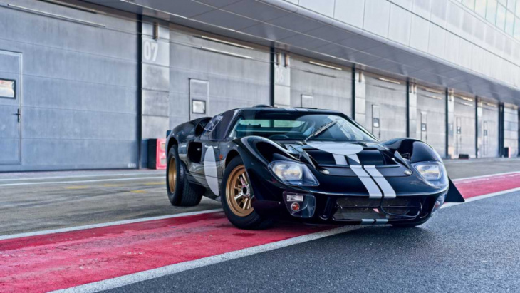 everrati ford gt40 ev specs revealed, has 700-volt architecture and 800 hp