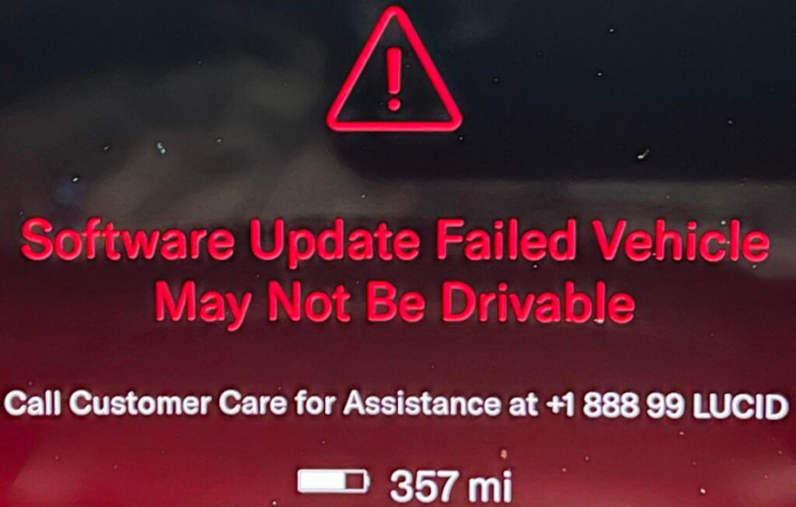 lucid air ota software update leaves car temporarily inoperable