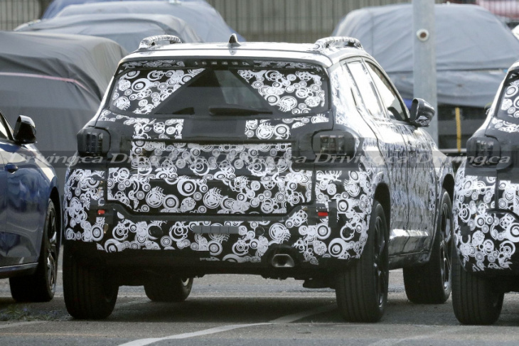 spied! what is this new baby jeep driving around europe?