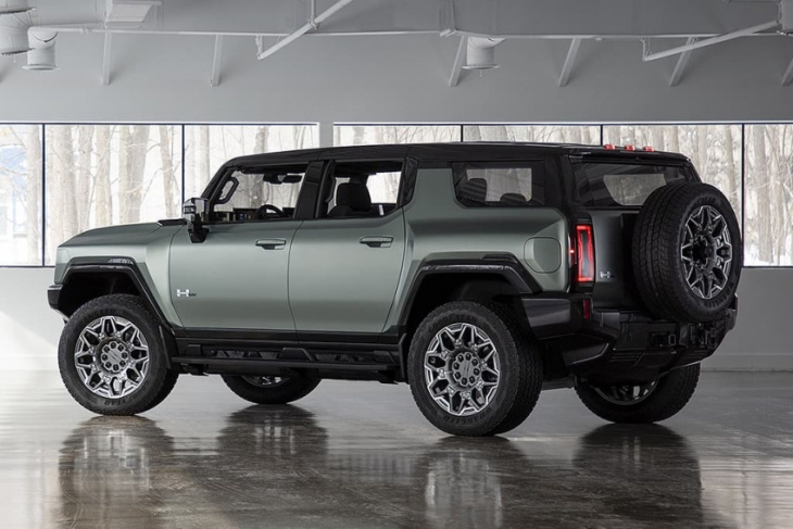 hummer and cadillac plotting launch as ev brands