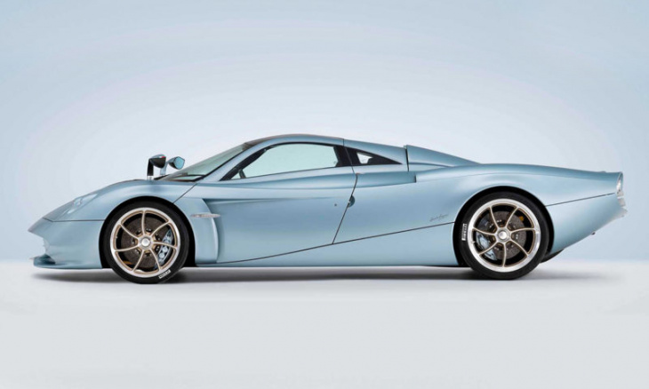 limited edition codalunga is a longtail derivative of the pagani huayra