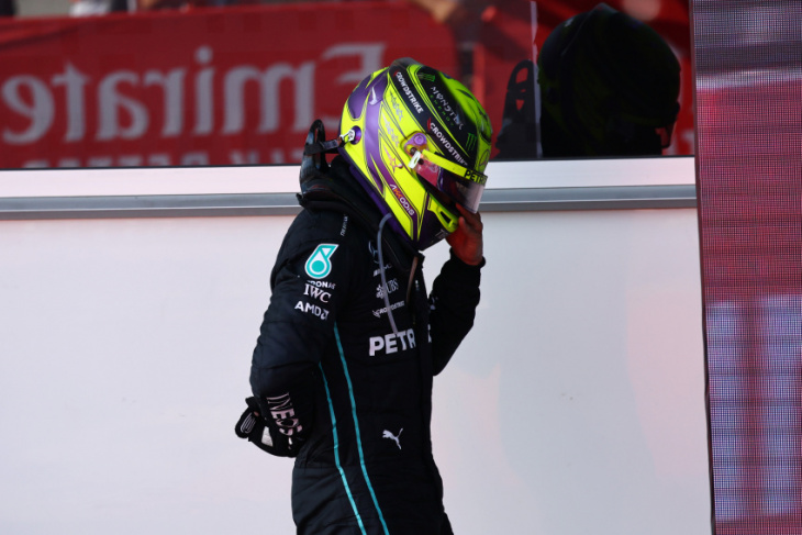 hamilton couldn’t have met fia extraction time with back pain