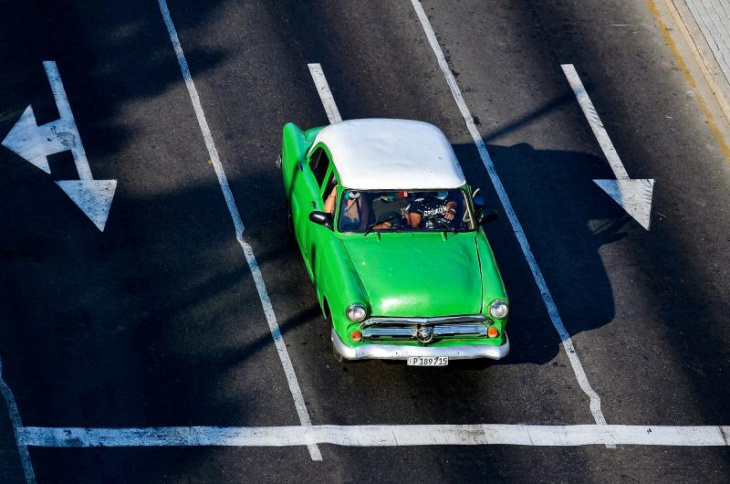 no petrol, no cars: cubans turn to electric transport