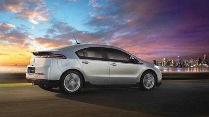 short circuit: why the holden volt was the electric car ahead of its time | opinion