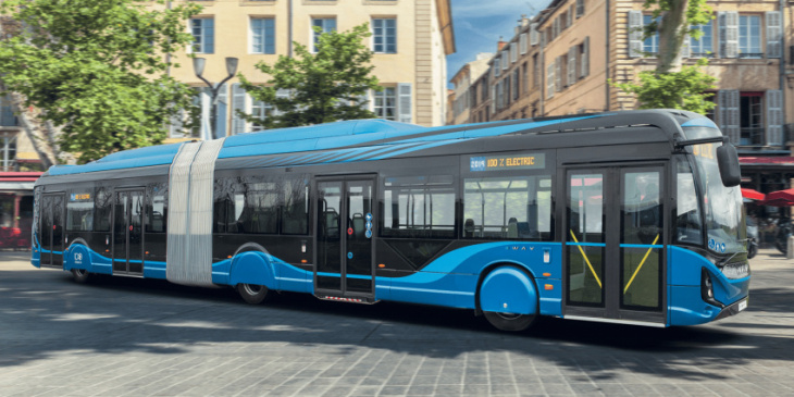 iveco to build electric buses in italy