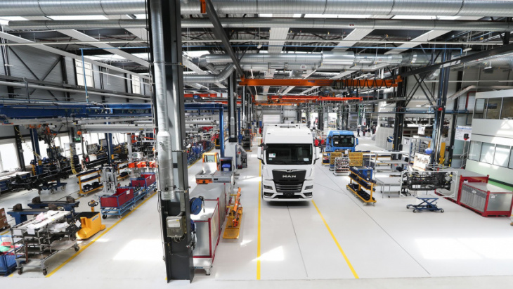 vw truck unit man gets ready for electric semis