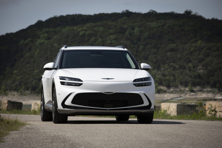 ev news roundup: mismatched ev expectations and the uncompromising genesis gv60