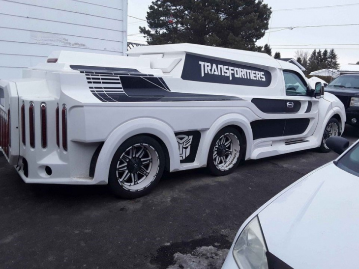the chevrolet avalanche built for ultimate transformers fans