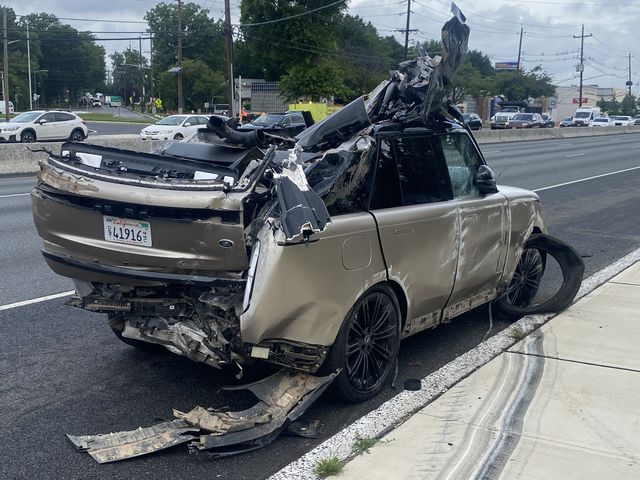 this range rover fell off a truck