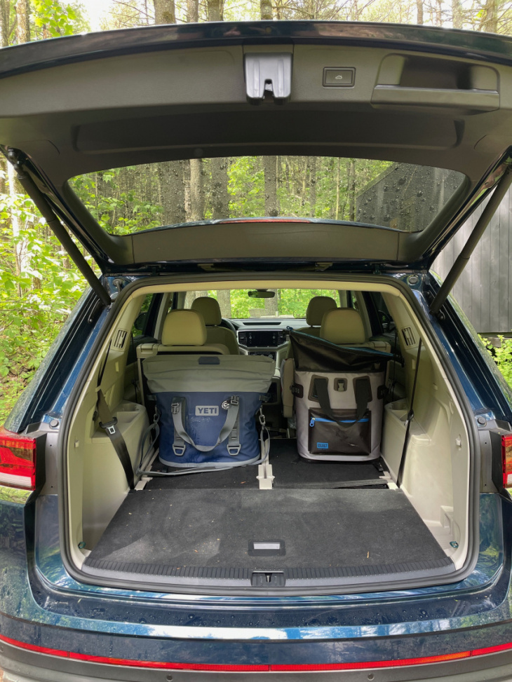 2022 vw atlas review: the simple joys of a sport-utility vehicle