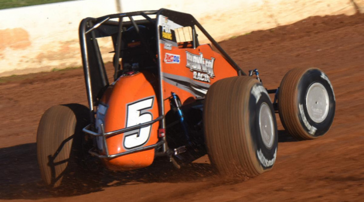 usac sprints set for wilmot & angell park