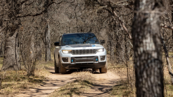 new jeep wagoneer and grand wagoneer 4xe plug-in hybrids can't come soon enough