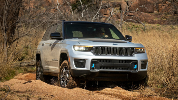 new jeep wagoneer and grand wagoneer 4xe plug-in hybrids can't come soon enough