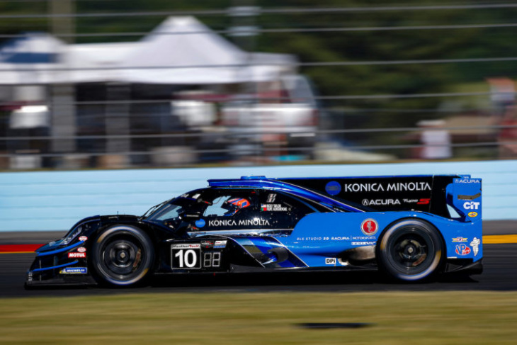 wayne taylor racing grabs the lead early on from meyer shank racing