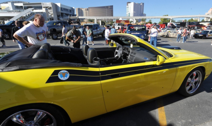 why no dodge challenger, charger convertible? blame speed and sales