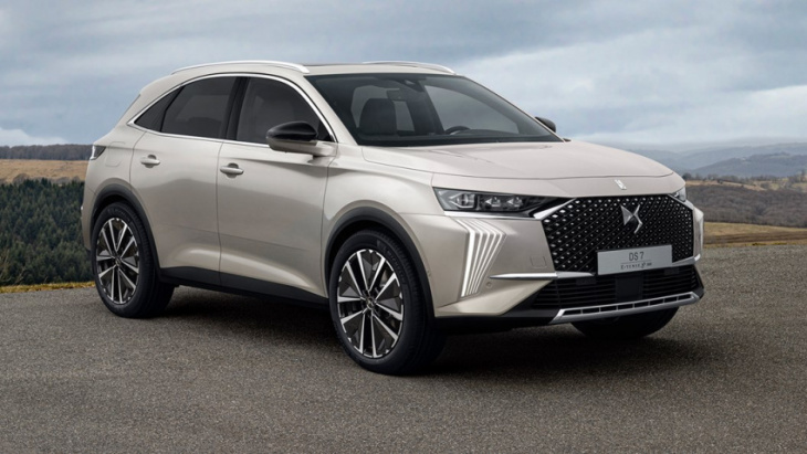 new ds 7 gets up to 355bhp via plug-in hybrid power