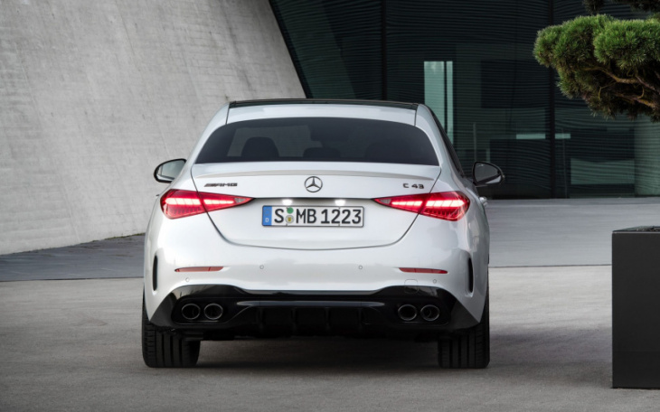 2023 mercedes-amg c43 review