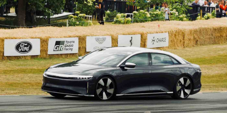 stock version of the lucid air grand touring wins fastest production car at goodwood 2022
