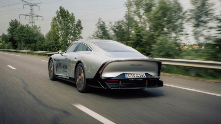mercedes vision eqxx drives 1,200km on single charge to goodwood