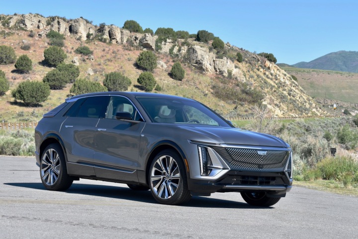 android, cadillac lyriq first drive review: electric manifesto