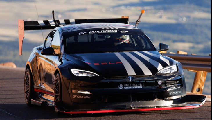 potential record runs at pikes peak foiled by tesla’s touchscreen