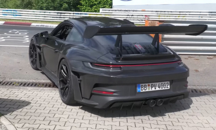 watch: porsche 911 gt3 rs parades around the ring in n/a flat-six glory