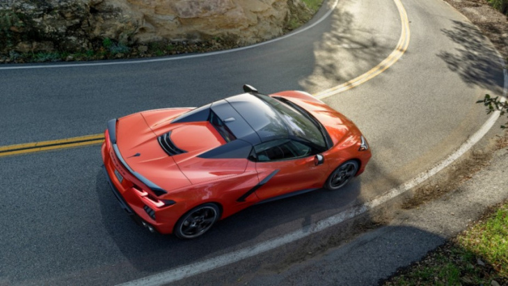 android, is the 2022 chevrolet corvette stingray road trip worthy?