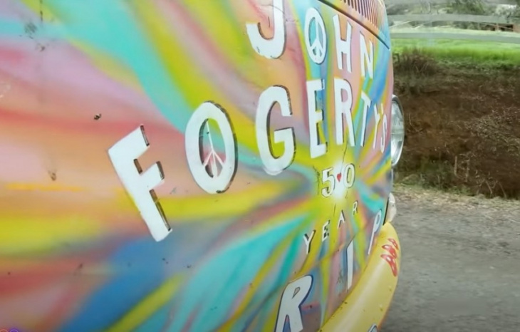 rock & roll legend john fogerty shows off his classic 1968 vw bus on jay leno’s garage