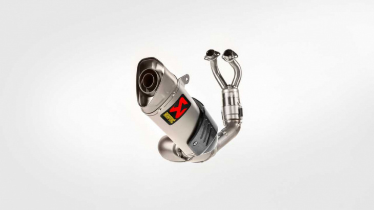 akrapovič launches new euro 5-compliant exhaust for yamaha r7