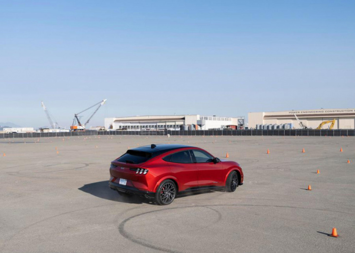 ford explorer, lincoln aviator evs coming, report says, but delayed to focus on mustang mach-e