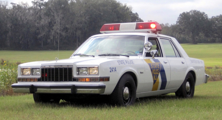 here’s how a dodge diplomat became the classic ’80s cop car