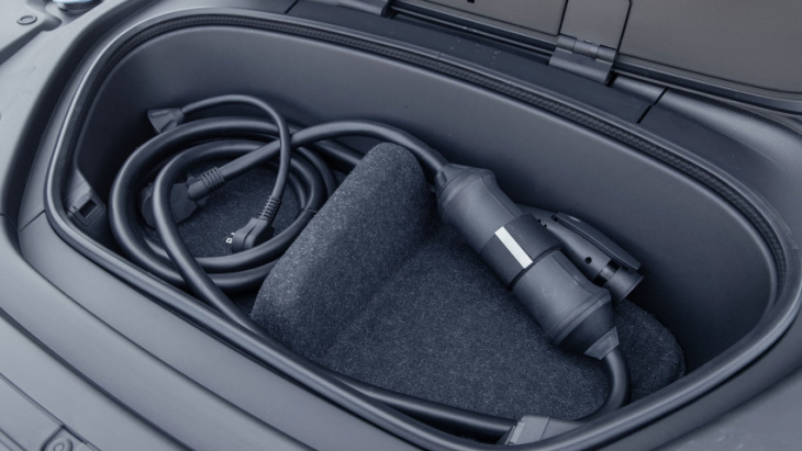 2022 volvo c40 recharge first test: so much cooler than a tesla model y