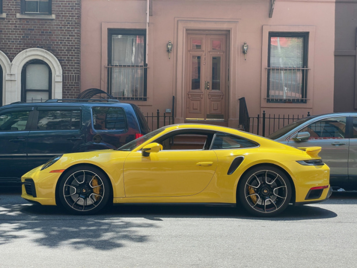 is the porsche 911 turbo s better with the lightweight package?