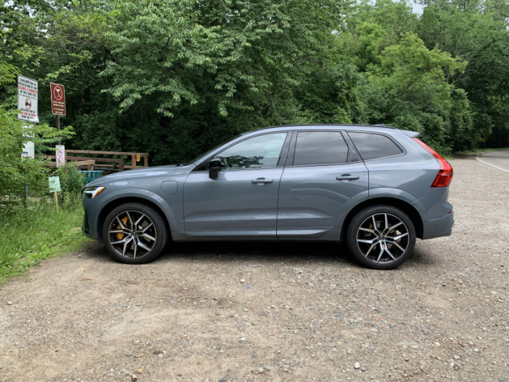 android, 2022 volvo xc60 recharge review: more range, more power, less weirdness